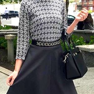 Grey and white geometrical print 3/4 elbow sleeve